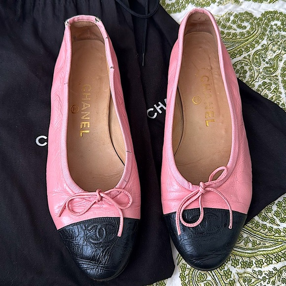 (SOLD)CHANEL Ballet Flats - Picture 1 of 9